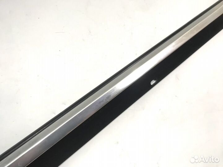 Молдинг передний левый Audi A8 D3