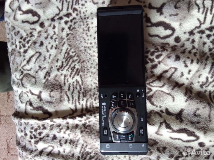 Автомагнитола 1din с экраном