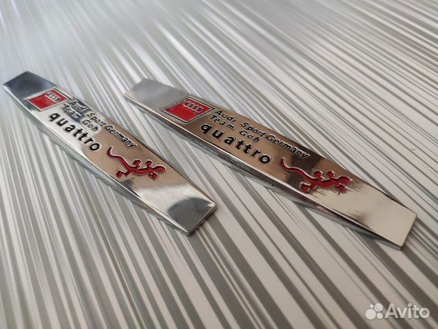 Шильдики audi Quattro на крылья Ауди Геккон