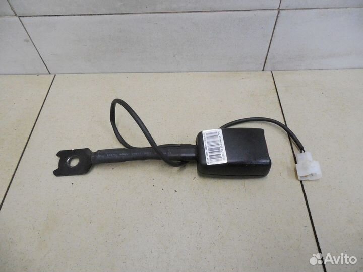 Ответная часть ремня безопасности emgrand X7 2013
