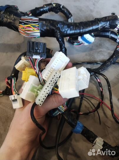 Коса проводки подпанельная Citroen C-Crosser 1