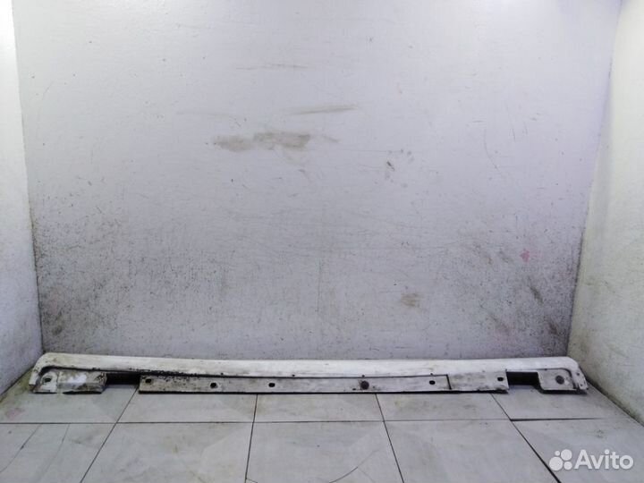 Накладка на левый порог