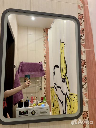 Зеркало с подсветкой для ванной