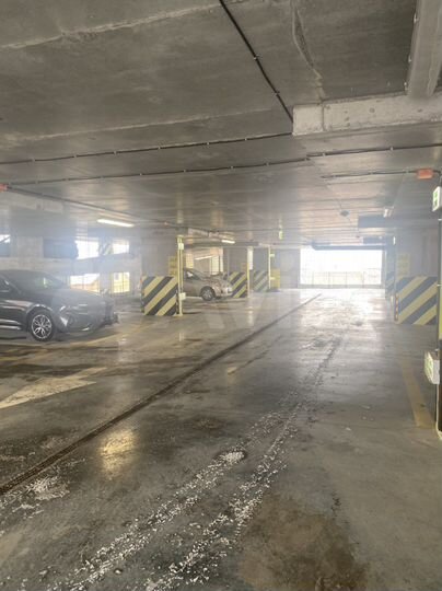 Машиноместо, 13 м²