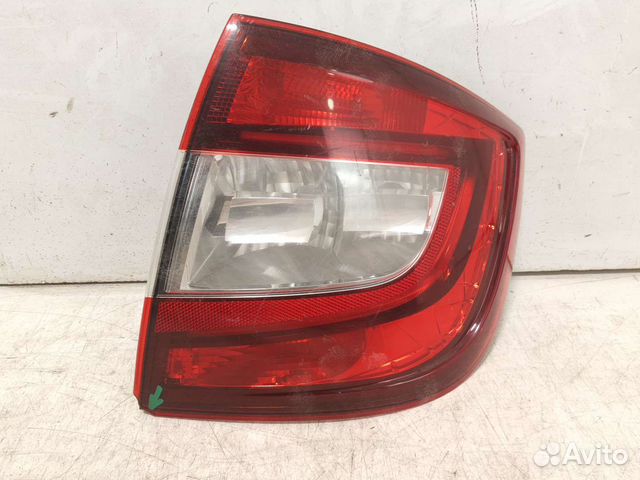 Skoda Rapid (c 17) фонарь правый