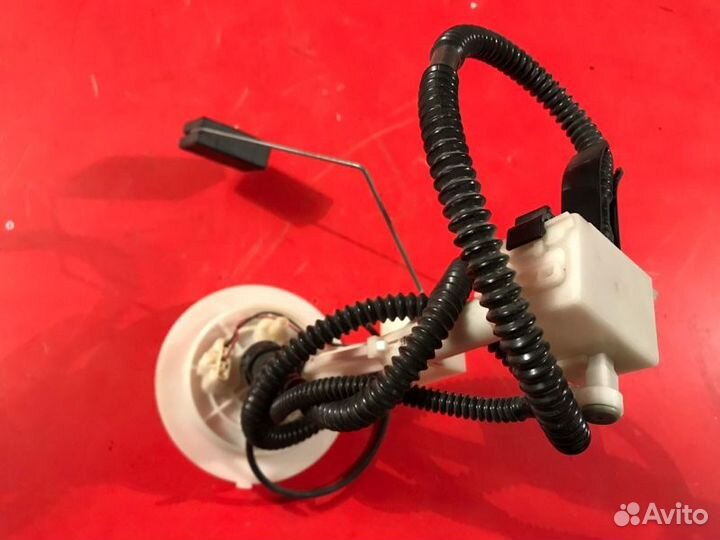 Датчик уровня топлива Lexus Gs300