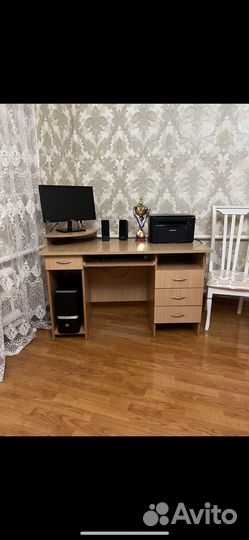 Продажа компьютера и стола