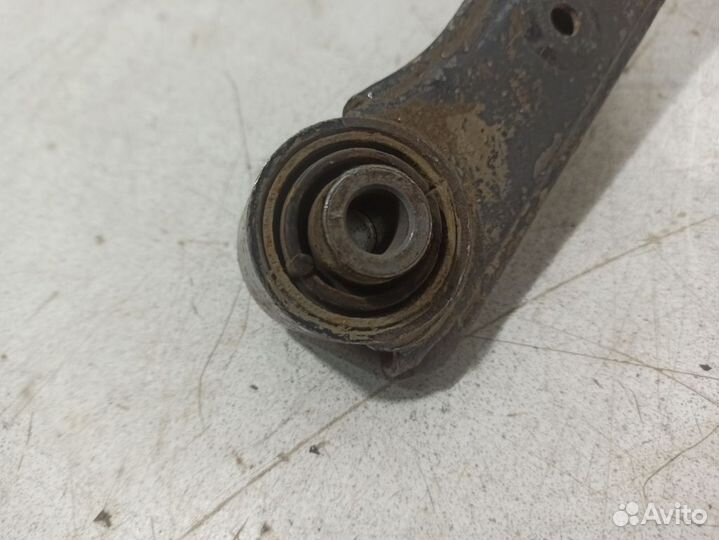 Рычаг задний верхний