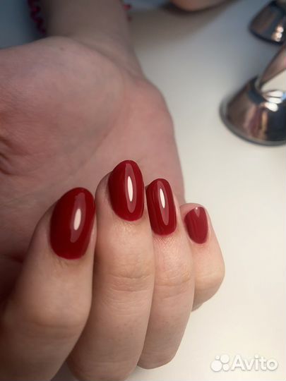 Маникюр, педикюр