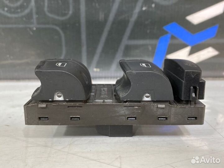 Блок кнопок Audi A6 Allroad C6 AUK 2006