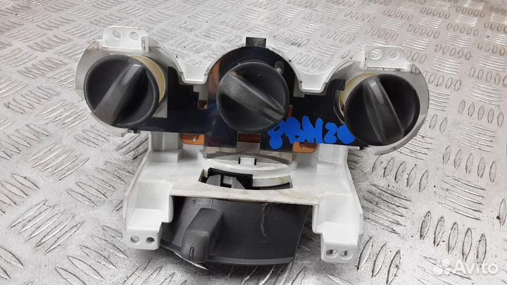 Блок управления климатической установкой Honda Jaz