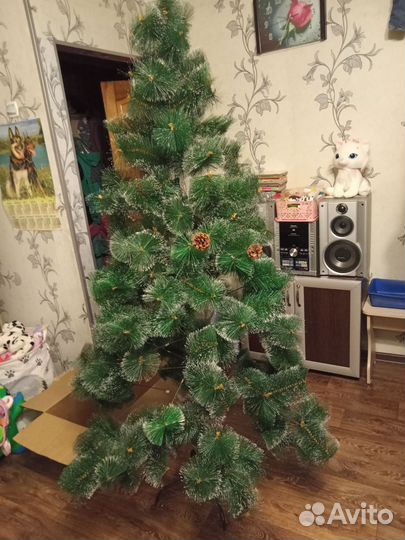 Ель искусственная б/у