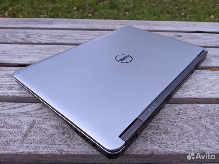 Ультрабук Dell Latitude e7240 на i5 и SSD