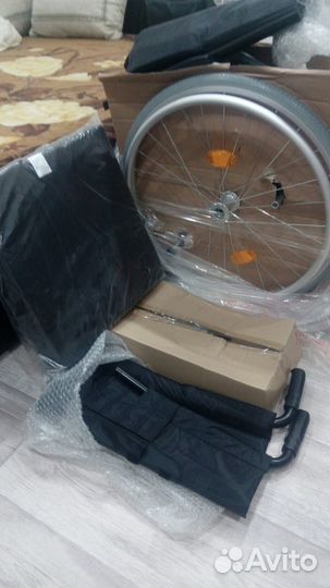 Инвалидная коляска, новая