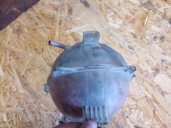 Расширительный бачок Volkswagen Polo 5