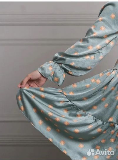 Новое женское платье 48-50