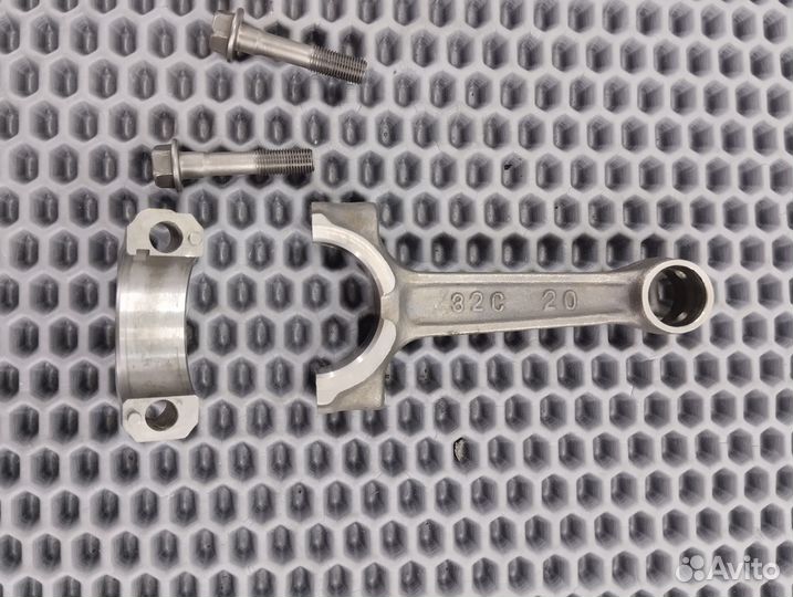 Suzuki GSF400 GSX400 RF400 шатун