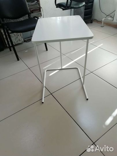 Компьютерный стол IKEA