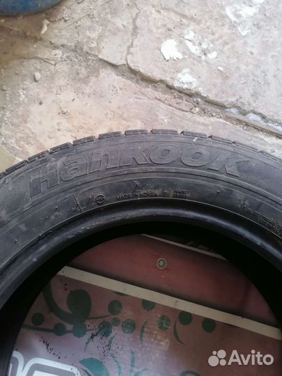 Hankook Radial RA08 215/65 R17 104T