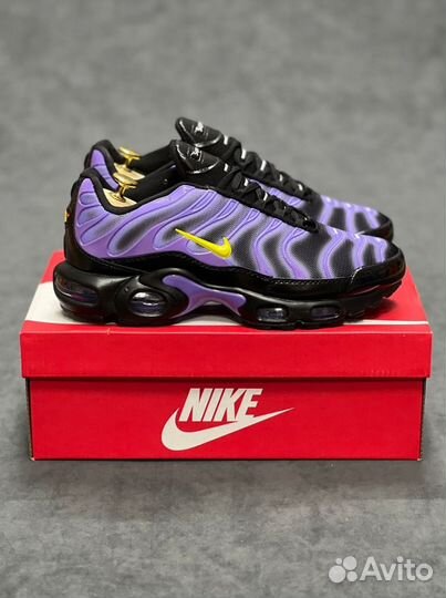 Кроссовки Nike