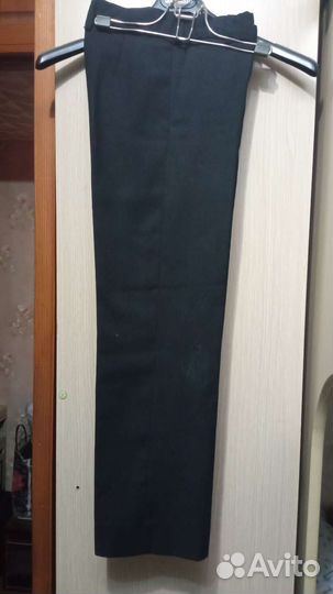 Школьная форма - 3 пиджака, 7 брюк