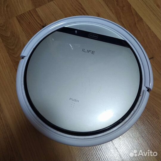 Робот пылесос