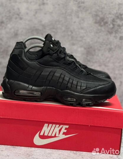 Кроссовки Nike Air Max 95 удобные