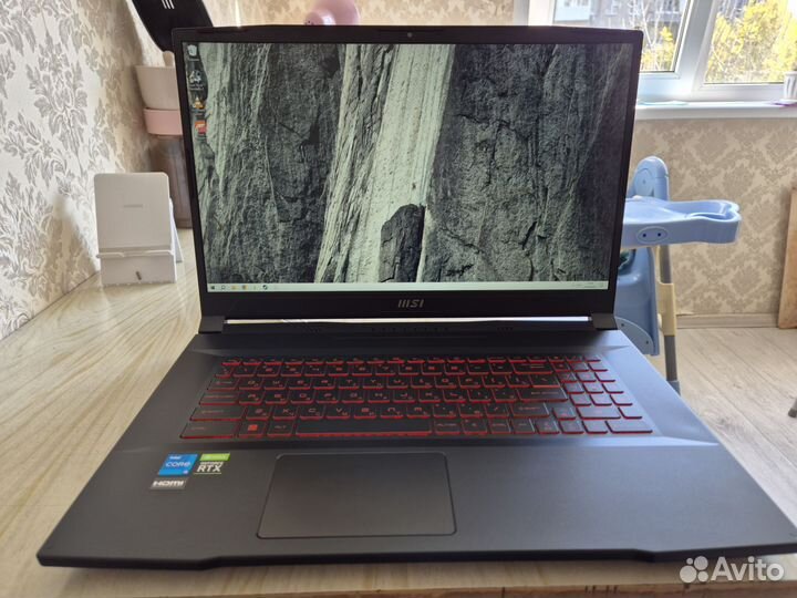 Ноутбук MSI Katana gf 76 12 UE