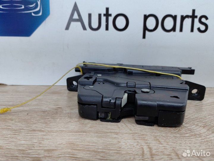 Замок двери багажника Bmw 3 F30 N55B30 2012