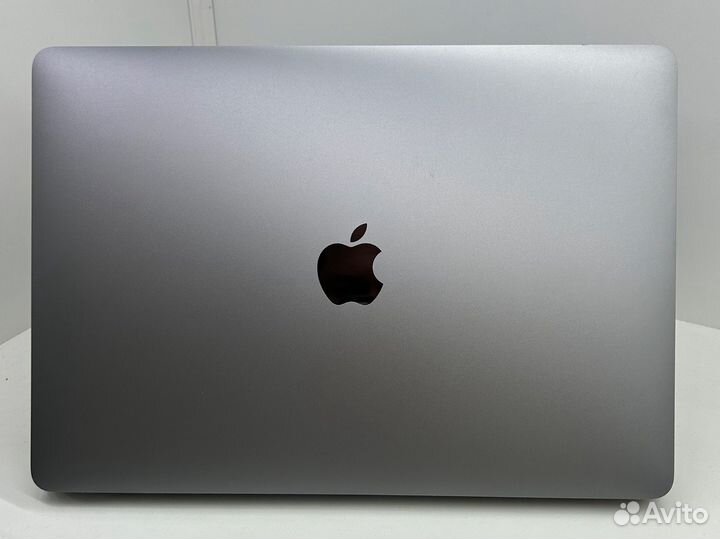 Как новый MacBook Air 13 2020 M1/16/256/gray