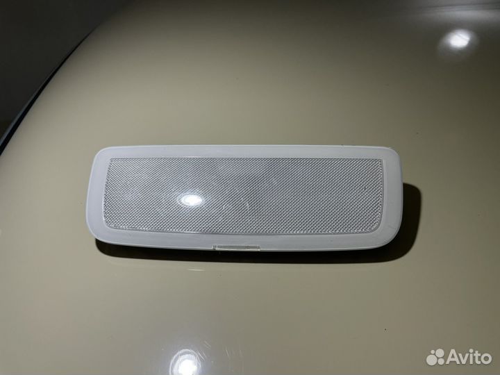 Плафон задний освещения Mercedes Benz W204 W 212