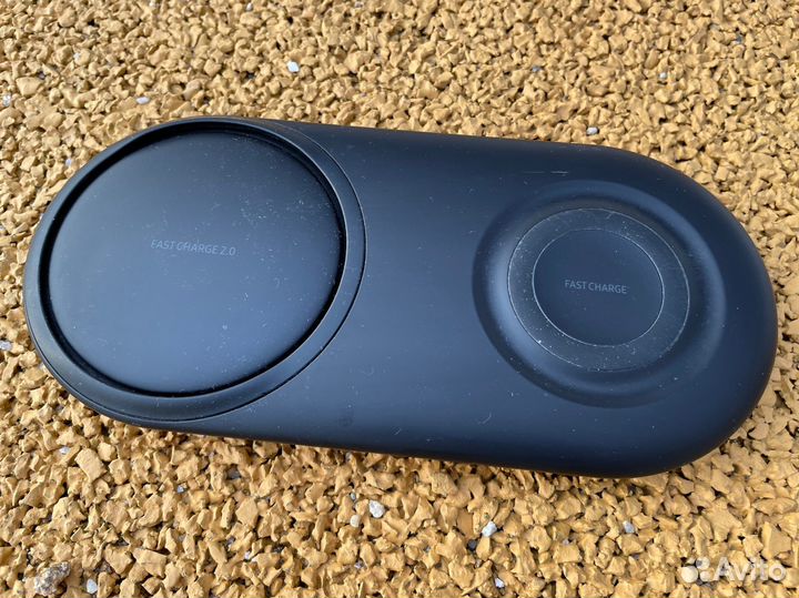 Беспроводное зарядное устройство Samsung EP-P5200