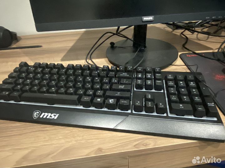 Игровая клавиатура msi