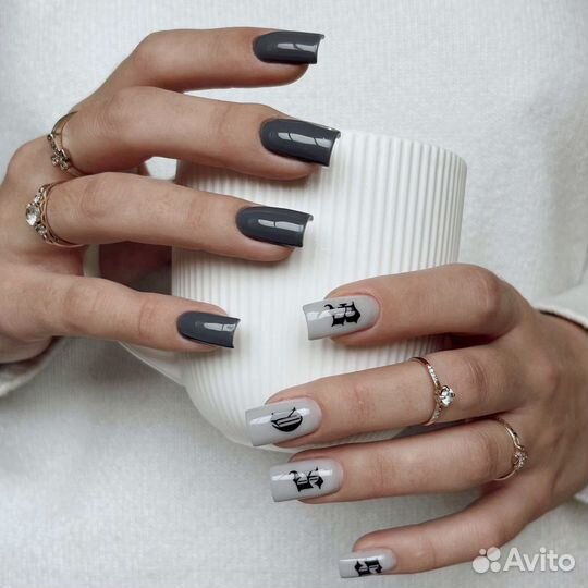 Маникюр Педикюр