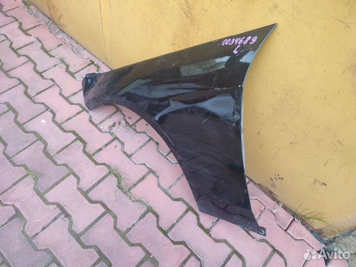 Крыло переднее левое переднее левое Mercedes W212