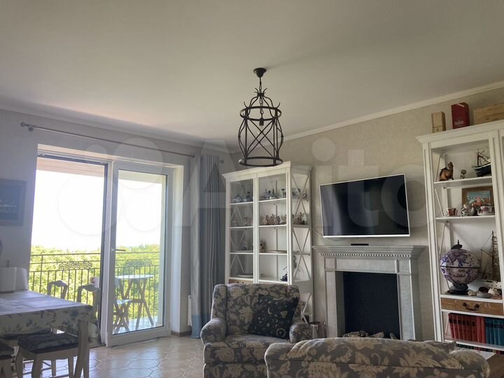 2-к. квартира, 68 м², 8/9 эт.