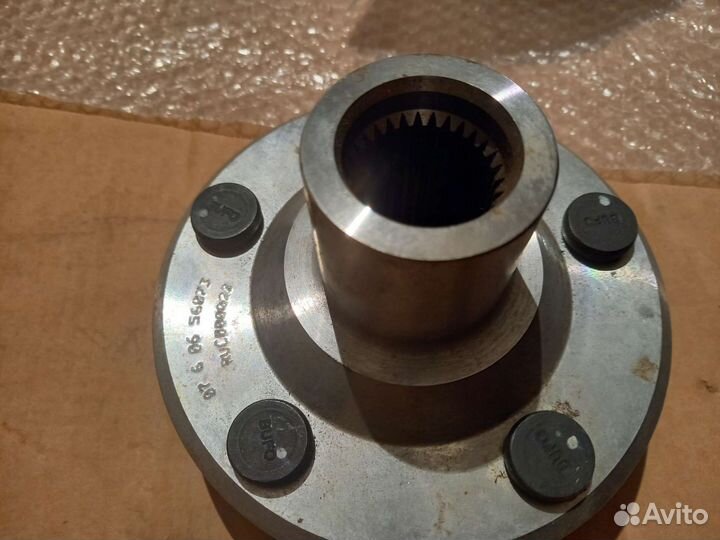 Ступица передняя Range Rover Vogue 02-12