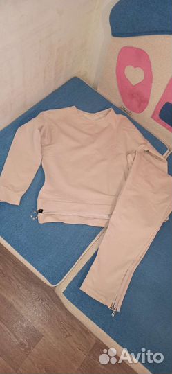 Спортивный костюм р 44