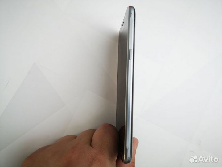 Samsung Galaxy J5 (2016), 2/16 ГБ