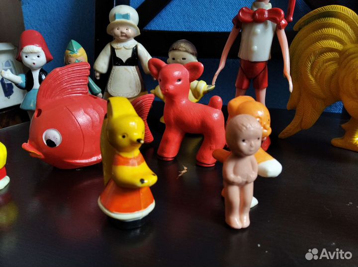 Игрушки СССР колкий пластик