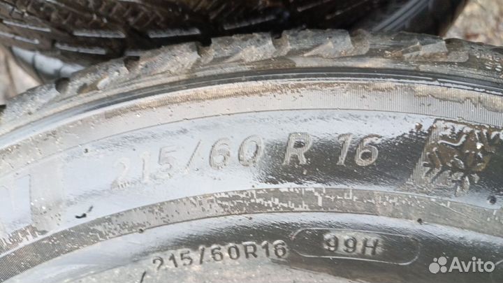 Michelin X-Ice Snow 215/60 R16