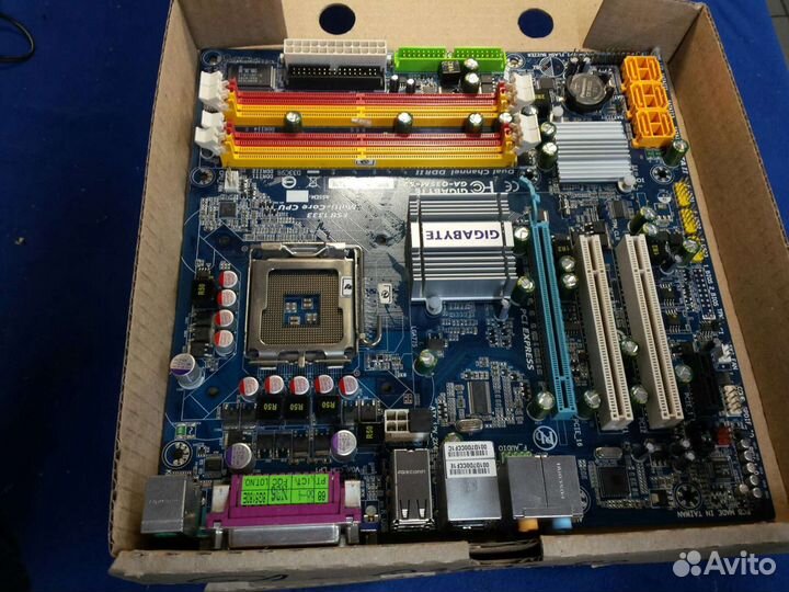 Мат платы 775 4 слота m-atx