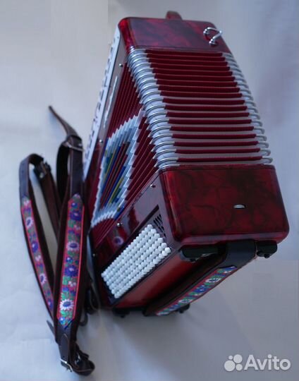 Баян цельнопланочный