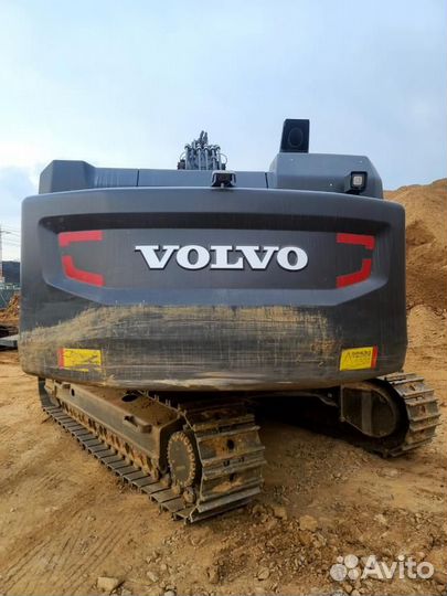 Гусеничный экскаватор Volvo EC380ELS, 2022