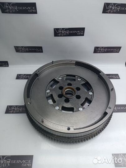 Новый маховик двухмассовый 2.0 TDI МКПП Amarok