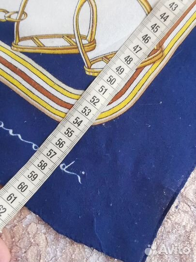 Leonardi платок с дефектами