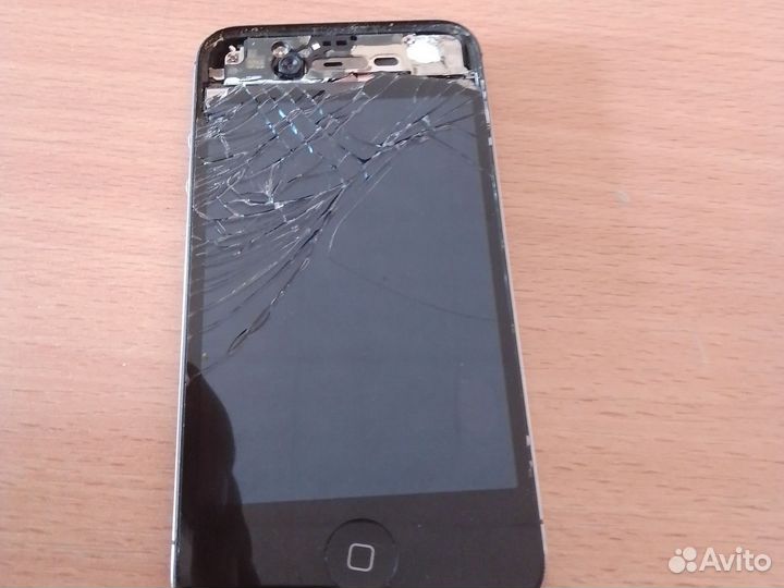 iPhone 4, 8 ГБ