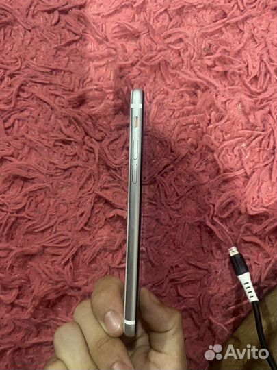 iPhone SE (2020), 64 ГБ