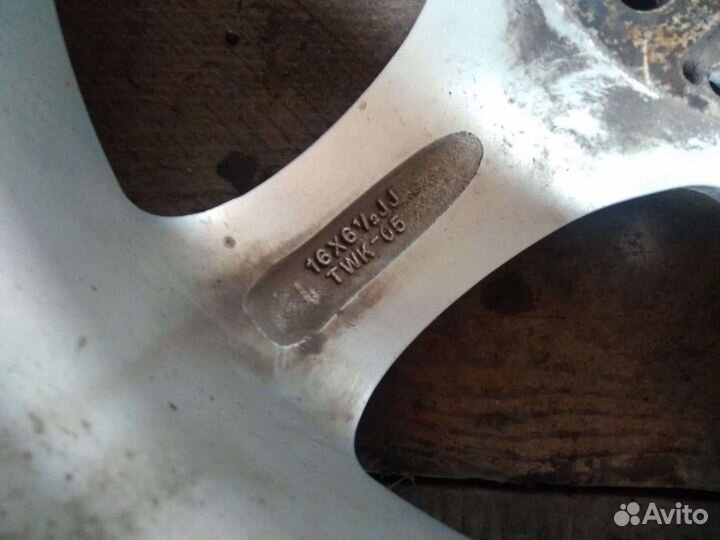 Triangle TR281 215/65 R16