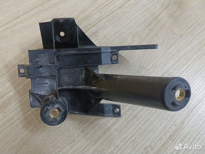 Кронштейн бампера задний правый Porsche Cayenne